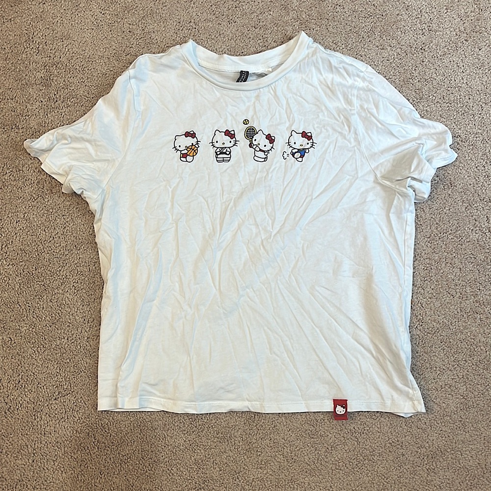 Sanrio x H&M HelloKitty Sport T-Shirt